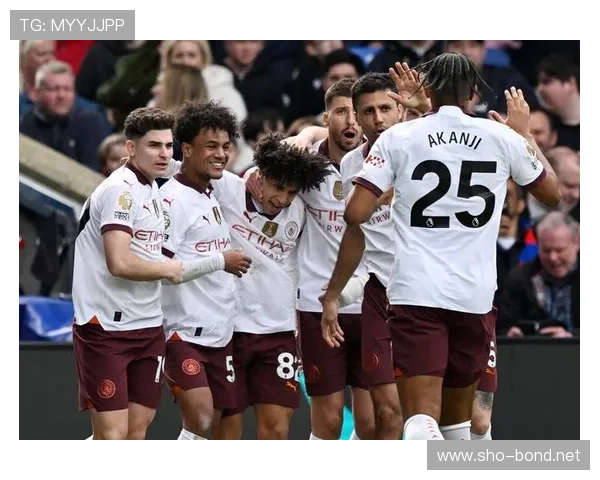 曼联锋线效率问题突出,进攻端表现持续受限 曼联锋线效率问题突出,进攻端表现持续受限