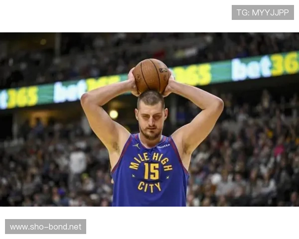 唐斯挡拆外线拉开空间得分效率胜过约基奇