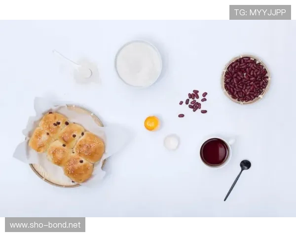 陈梦家的冰箱里塞满蛋白粉,连饮料都是按毫升算的 陈梦家的冰箱里塞满蛋白粉,连饮料都是按毫升算的